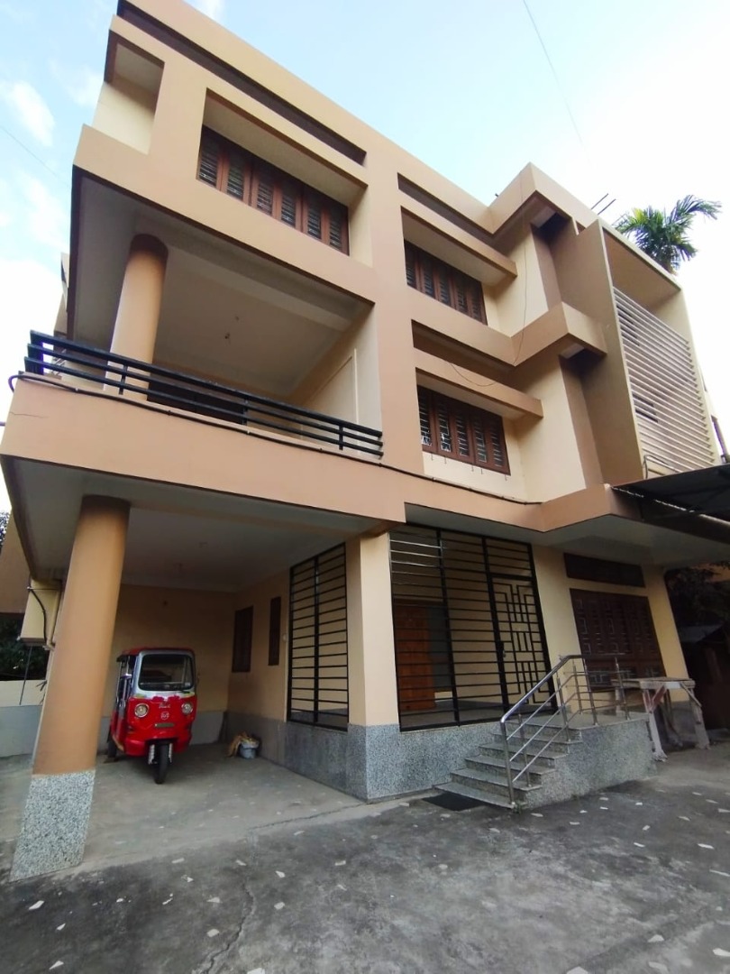 Unfurnished 5bhk in 1, 2nd Bye Lane, Beltola Tiniali, Guwahati, Assam, India for Rent